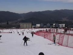 -鳌山滑雪度假区