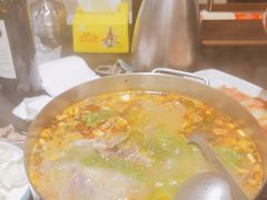 -英子补身汤(海兰路店)