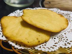鳇鱼玉米饼-老刘生态大鱼坊铁锅炖鱼(赛马场店)