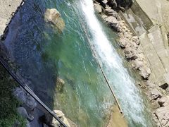 -安吉龙王山峡谷漂流