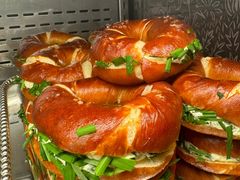 -B&C黄油与面包·法式古堡面包坊(新天地店)