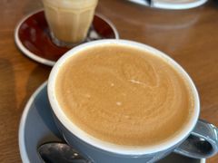 -ROAST coffee & eatery