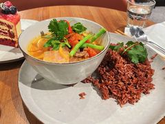 泰式红咖喱牛肉饭-Wagas沃歌斯(港汇恒隆广场店)