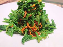 虫草花拌丝瓜尖-东莱海上(长宁来福士店)