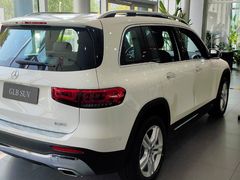 -奔驰利星行(北京花乡店)