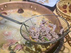 -洱火云南酸菜牛肉火锅(石景山当代商城店)