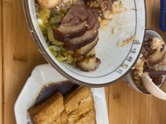 -狮头牌卤味研究所·卤味饭(花城汇南区店)