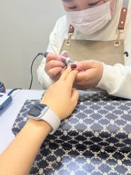 -iU美甲美睫