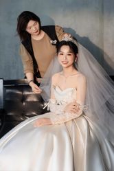 -挪娅婚纱摄影皇家会所