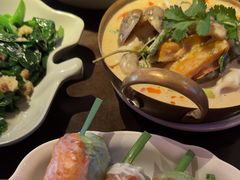 -大头虾越式风味餐厅(光明广场店)