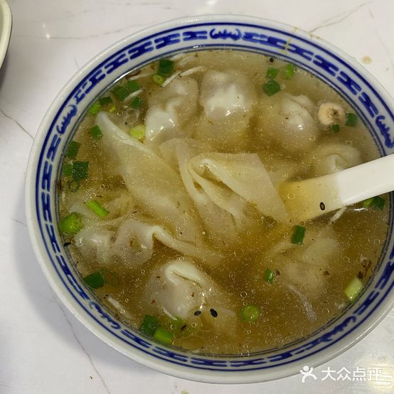 正宗福建海鲜馄饨店