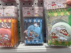 -名创优品(山东青岛华润万象城店)