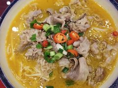-侬佳蒸菜馆(听潮店)