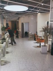 -PE SALON 