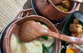Chicken Broth Woven Fish Floss Noodle Soup