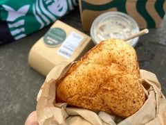 烧汁风味猪肉滑蛋芝士包-星巴克臻选(北京富力家园店)