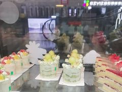 -黑草莓(重庆路店)