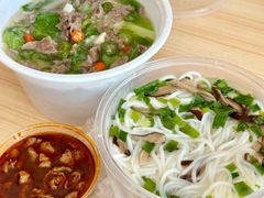-邱芳粉店(迎宾大道旗舰店)