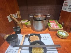 -独食火锅·半米屋台(直营总店)