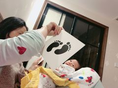 -爱贝尔高端月嫂(母婴护理)