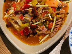 -肖四女乐山跷脚牛肉(世博源店)