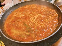 -喇喇排骨火锅·传统韩式脊骨汤(望京西园总店)