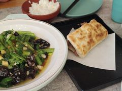-高玛纳驴肉火烧(一世界店)