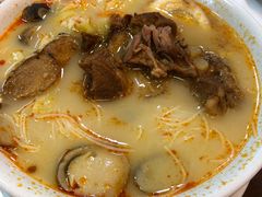 喇吵汤底米粉套餐-兰芳园(上环店)
