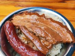 -梁阿婆廿年老牌扣肉糯米饭