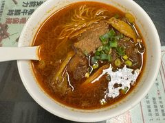 咖喱牛腩面-牛记咖喱美食(十月初五日街店)
