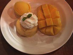 -莓园冰淇淋店