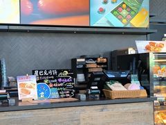 -星巴克(七宝领展广场1F店)