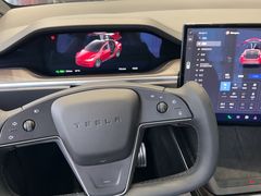 -TESLA 特斯拉(广州天环广场体验店)