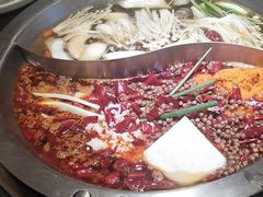 -沸炉重庆老火锅(军事博物馆店)