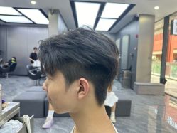 -米可造型烫发染发