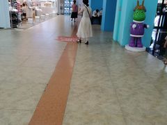 -保利MALL(天鹅湖店)