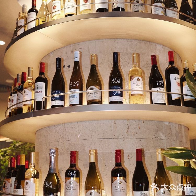 创意感的🌵仙人掌主题休闲西餐厅👅菜品也很不错哟✔️