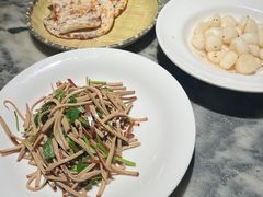 -梁家大院•农家菜(昆山会展中心店)