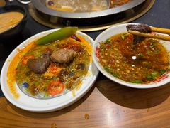 -沸炉重庆老火锅(军事博物馆店)