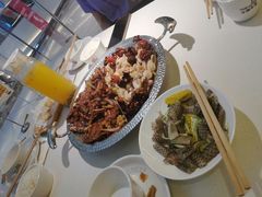 -小鱼小牛(世欧广场店)