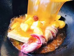 -老刘生态大鱼坊铁锅炖鱼(赛马场店)