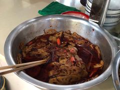 -老三样·美食研究中心(世贸路店)