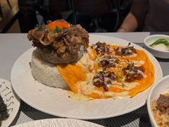 鎏心瀑布和牛汉堡蛋包饭-和牛食堂•BISTRO(广州首店)