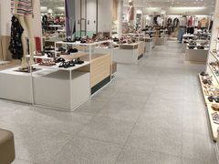 -hotwind热风(民盈山国贸店)