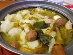 酸菜鱼小锅-周鱼小馆石锅酸菜鱼(活力汇店)