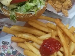 -The Habit Burger Grill 哈比特汉堡(复兴soho店)