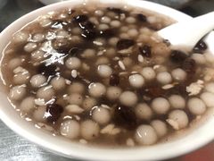 -芳婆糕团店(王府大街店)