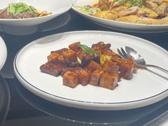 -富淳饭店(陆家嘴保利广场店)