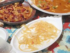 -盾亚新疆餐厅(松江万达广场店)
