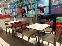 -肥汁米蘭香港米线(长宁来福士店)